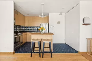 [Address not provided], Chicago, IL 60637 - Photo 8