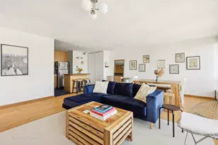 [Address not provided], Chicago, IL 60637 - Photo 6