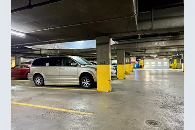 [Address not provided], Chicago, IL 60637 - Photo 26