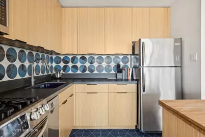 [Address not provided], Chicago, IL 60637 - Photo 12