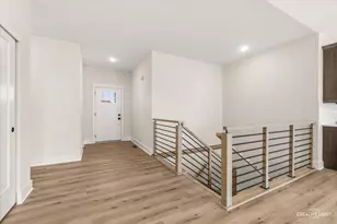 1417 Sandcastle Ln, Sycamore, IL 60178 - Photo 8