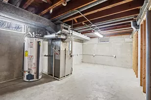 16914 Parkside Ave, South Holland, IL 60473 - Photo 18