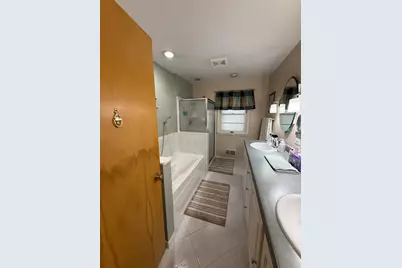 37610 N Holdridge Avenue, Waukegan, IL 60087 - Photo 20