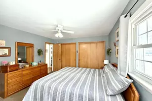 37610 N Holdridge Ave, Beach Park, IL 60087 - Photo 18