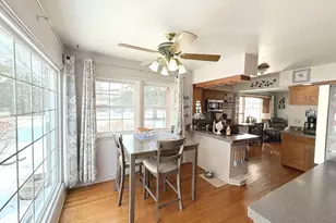 37610 N Holdridge Ave, Beach Park, IL 60087 - Photo 10