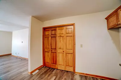 411 S Crescent Street, Gilman, IL 60938 - Photo 20