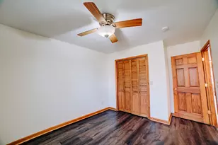 411 S Crescent St, Gilman, IL 60938 - Photo 22