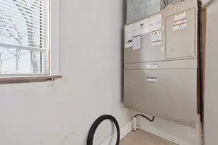 382 Oak Trails Rd, Des Plaines, IL 60016 - Photo 20