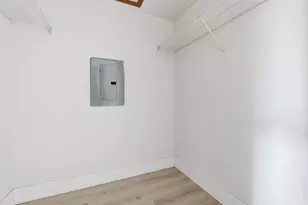 382 Oak Trails Rd, Des Plaines, IL 60016 - Photo 22