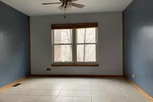 2472 Fox Dr, Aurora, IL 60506 - Photo 8