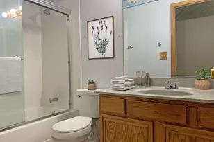 2472 Fox Dr, Aurora, IL 60506 - Photo 18