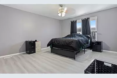 1055 Hampton Harbor #1055, Schaumburg, IL 60193 - Photo 8