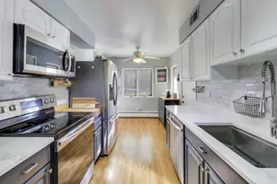 1015 Frances Pkwy, Park Ridge, IL 60068 - Photo 6