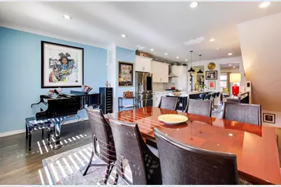 347 E 44th Street, Chicago, IL 60653 - Photo 12