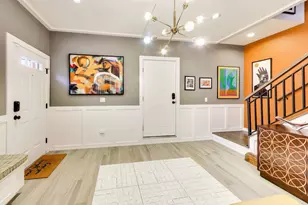 347 E 44th St, Chicago, IL 60653 - Photo 4