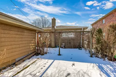 7736 W Winona Street, Norridge, IL 60706 - Photo 4