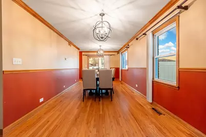 7920 Natoma Avenue, Burbank, IL 60459 - Photo 8