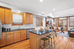 1056 N Marshfield Ave, Chicago, IL 60622 - Photo 10