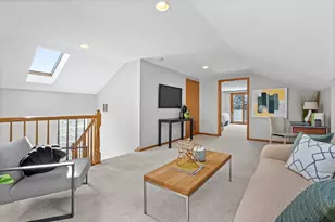 1056 N Marshfield Ave, Chicago, IL 60622 - Photo 20