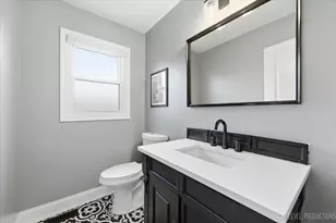 7N108 Hastings Dr, Saint Charles, IL 60175 - Photo 14