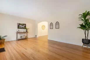 1927 Warren St, Evanston, IL 60202 - Photo 2