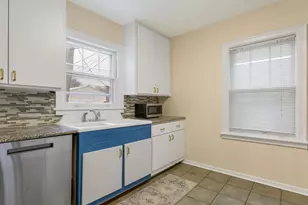 1927 Warren St, Evanston, IL 60202 - Photo 12