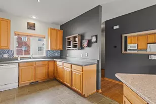 2143 Derby Ln, Belvidere, IL 61008 - Photo 10