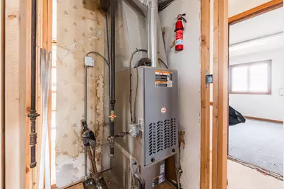 205 Pinecroft Drive, Roselle, IL 60172 - Photo 14