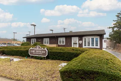 205 Pinecroft Drive, Roselle, IL 60172 - Photo 2