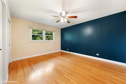 7532 Sheridan Drive, Willowbrook, IL 60527 - Photo 12