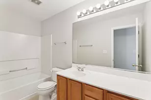 148 Rosewood Dr, Streamwood, IL 60107 - Photo 32