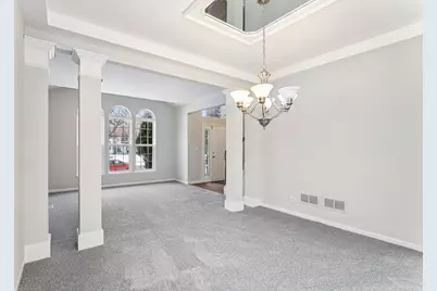 148 Rosewood Drive, Streamwood, IL 60107 - Photo 22