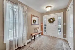 16224 Celtic Cir, Manhattan, IL 60442 - Photo 4