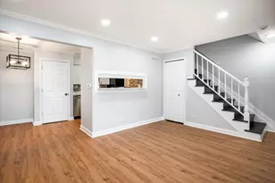 1182 E Barberry Ln, Palatine, IL 60074 - Photo 4