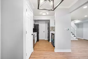 1182 E Barberry Ln, Palatine, IL 60074 - Photo 6