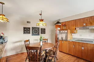 5501 W 102nd St, Oak Lawn, IL 60453 - Photo 8