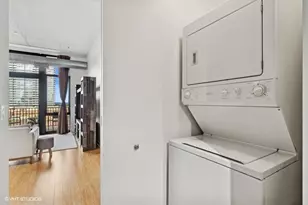 [Address not provided], Chicago, IL 60616 - Photo 12