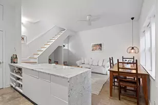 1226 N Dearborn St, Chicago, IL 60610 - Photo 2