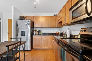 211 E Ohio St, Chicago, IL 60611 - Photo 6