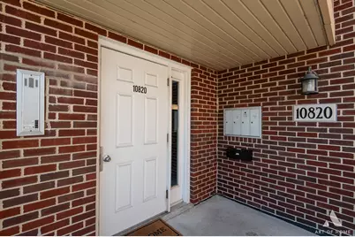 10820 Kathleen Court #D, Palos Hills, IL 60465 - Photo 4