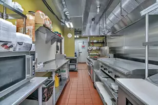 2237 N Western Ave, Chicago, IL 60647 - Photo 10