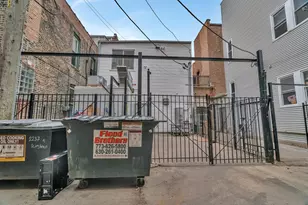 2237 N Western Ave, Chicago, IL 60647 - Photo 30