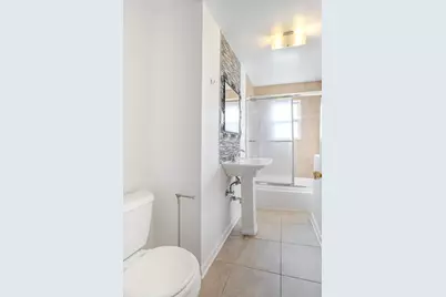 3139 N Oakley Avenue #3, Chicago, IL 60618 - Photo 14