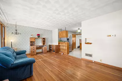 212 Kishwaukee Drive, Sycamore, IL 60178 - Photo 6