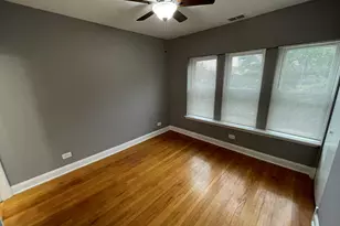 6442 N Hamilton Ave, Chicago, IL 60645 - Photo 6