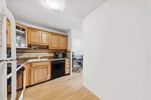 1030 N State St, Chicago, IL 60610 - Photo 10