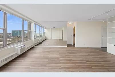 3900 N Lake Shore Drive #12D, Chicago, IL 60613 - Photo 2