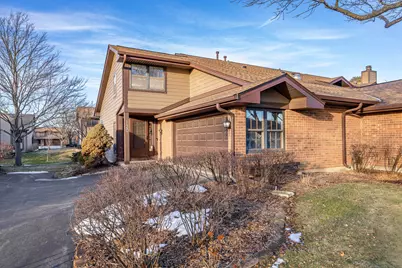 120 White Birch Lane, Westmont, IL 60559 - Photo 1