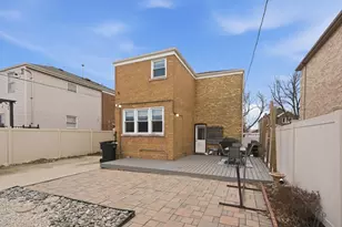 5749 S Nordica Ave, Chicago, IL 60638 - Photo 6