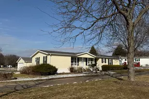 704 Cherokee Trail, Marengo, IL 60152 - Photo 1